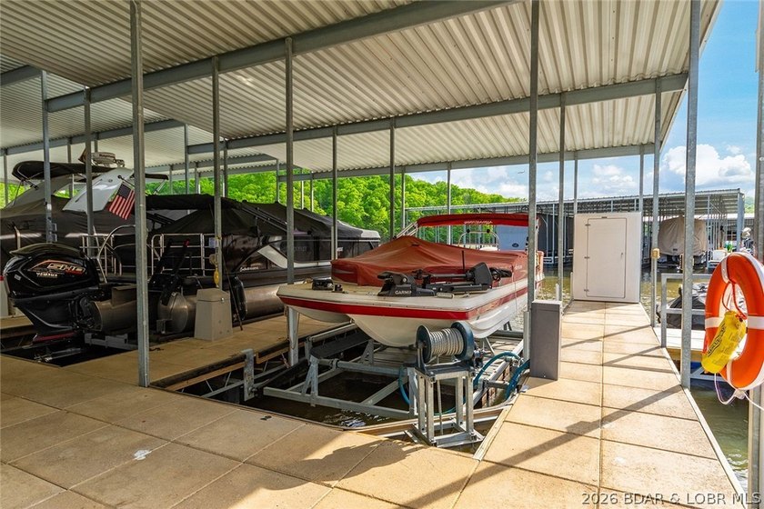 Here is an opportunity to purchase this 3-bedroom, 3-bath - photo 38