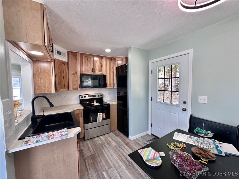 Experience the Ultimate Turnkey Lake Life! Escape to the 66MM - photo 15
