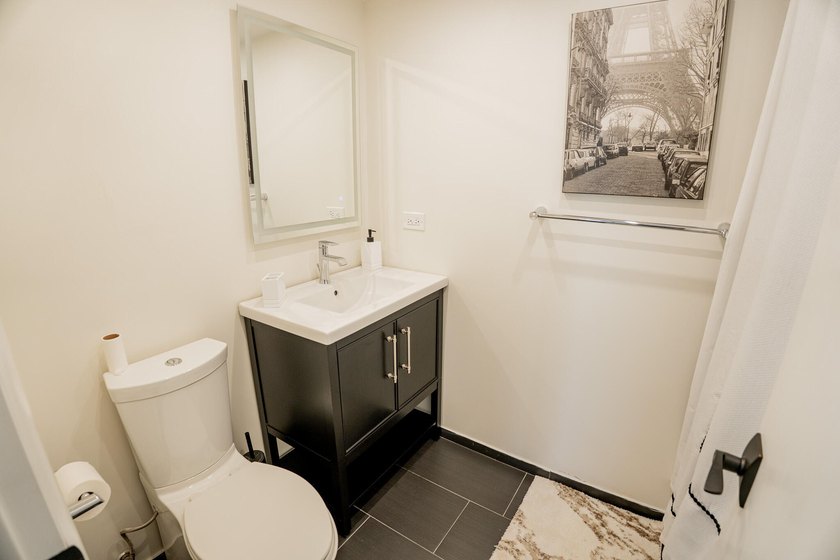 Beautifully remodeled 2-bedroom, 2-bath residence located in the - photo 25