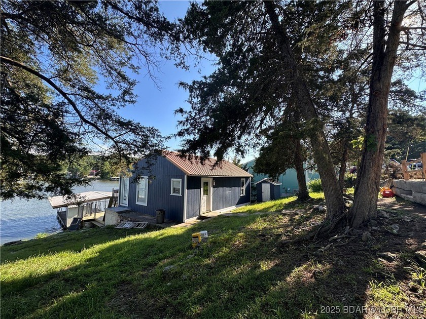 Experience the Ultimate Turnkey Lake Life! Escape to the 66MM - photo 30