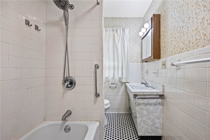 This is the first time this house has ever hit the market!! - photo 24