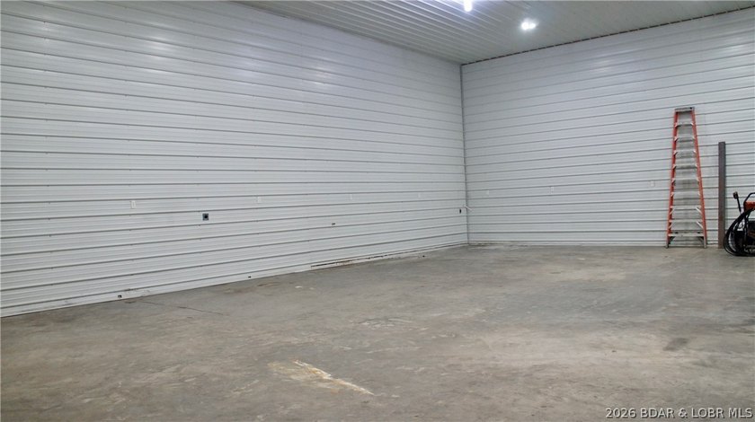 Incredible opportunity for a small business, or manufacturing - photo 31