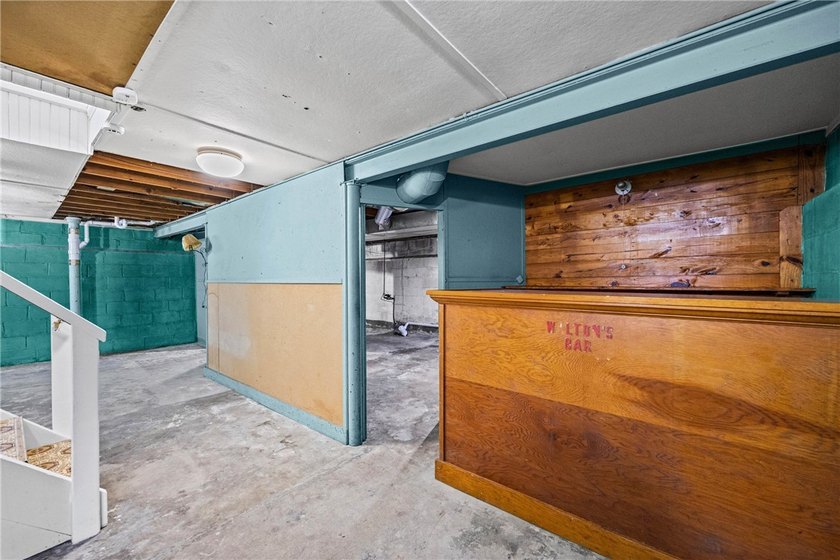 This is the first time this house has ever hit the market!! - photo 34