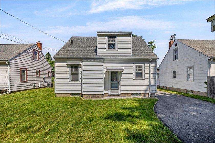 This is the first time this house has ever hit the market!! - photo 36