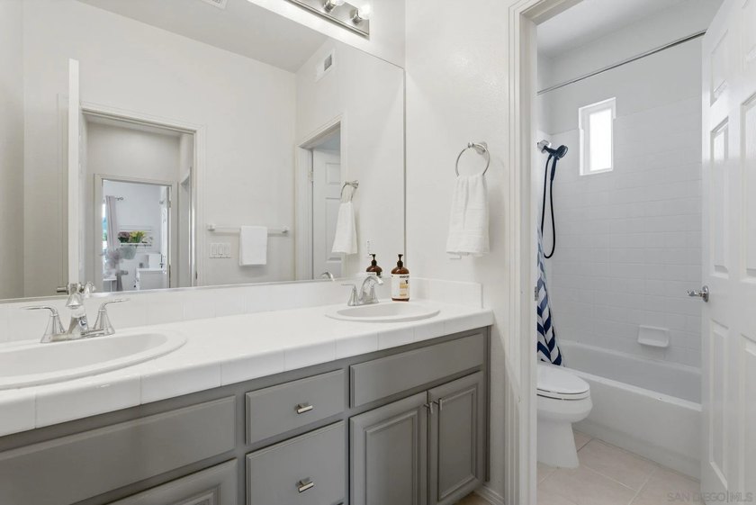 Located within Rancho San Pasqual, one of Escondido's best kept - photo 32