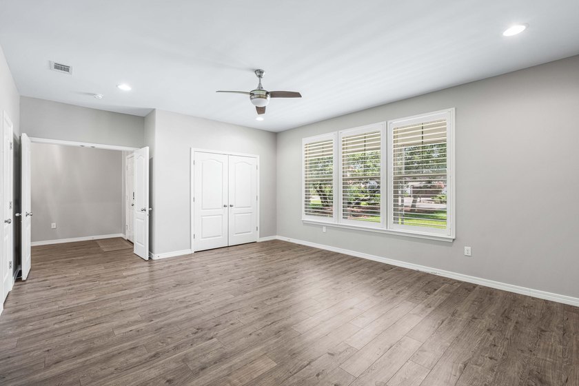 Thoughtfully designed around comfort, functionality, and its - photo 33