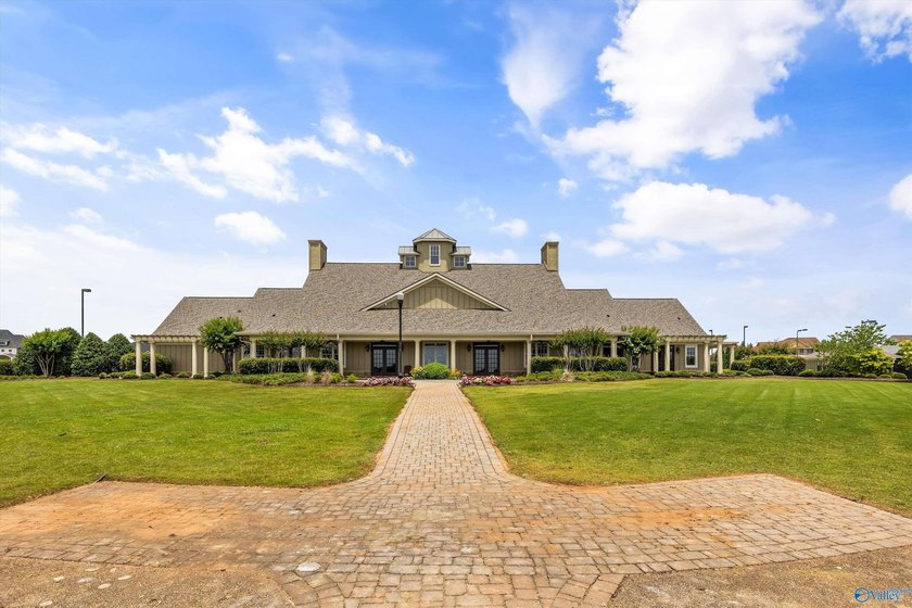 Located in the beautiful Lake Forest subdivision, this home - photo 40