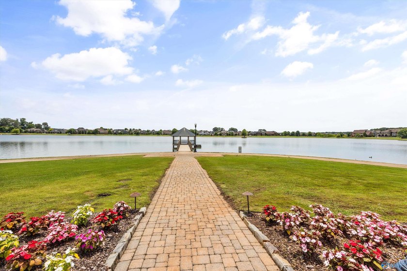 Located in the beautiful Lake Forest subdivision, this home - photo 41