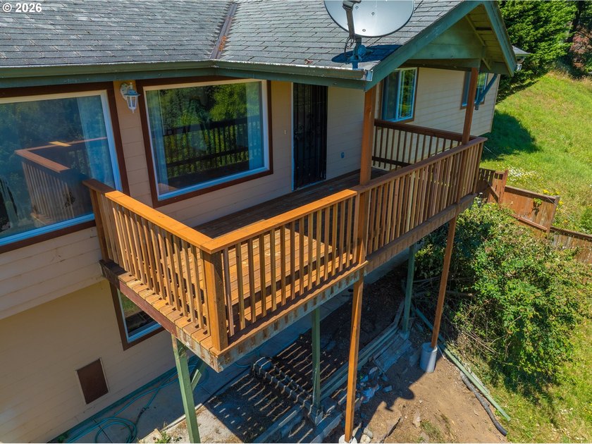 Nestled on over half an acre, this versatile 2-story home offers - photo 44