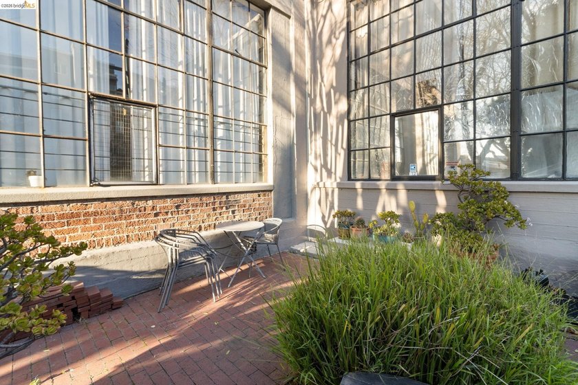 Live, work, and create in this light-filled loft at Emeryville's - photo 25