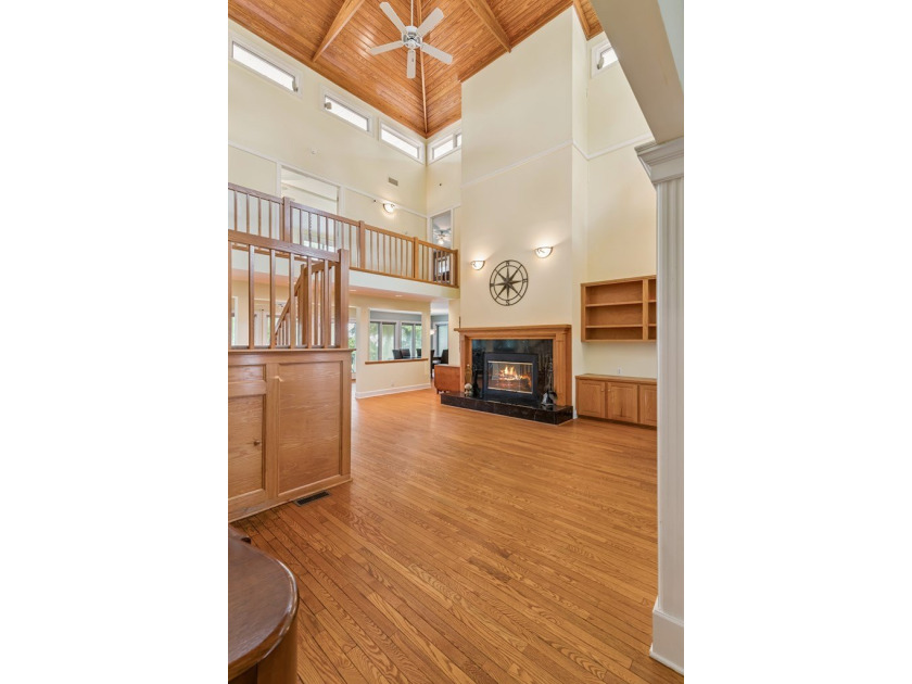 Character and coastal charm come together in this beautiful 3 - photo 12