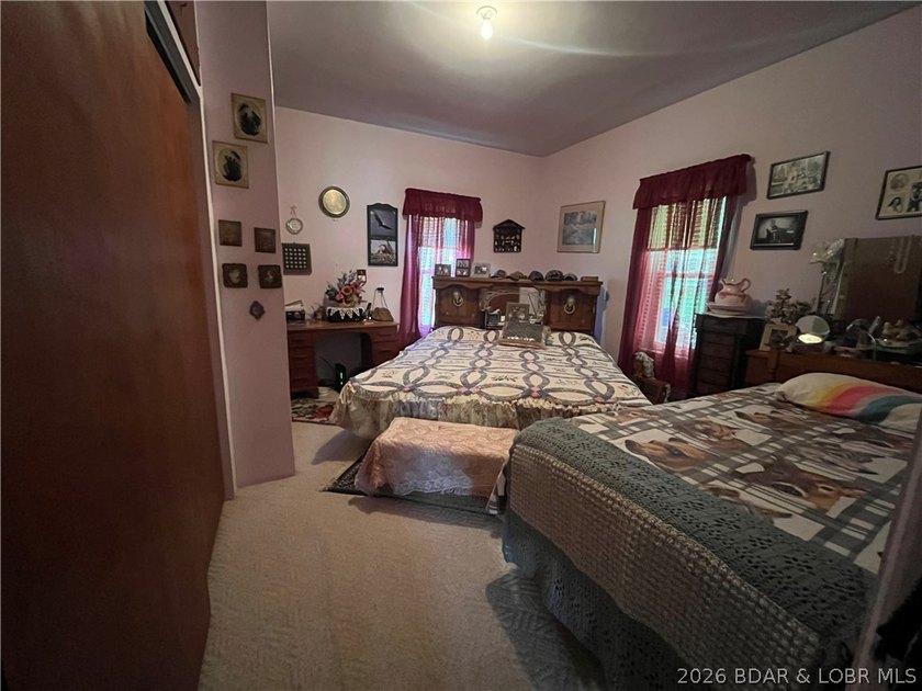 Live the best of both worlds-peaceful country living just - photo 18