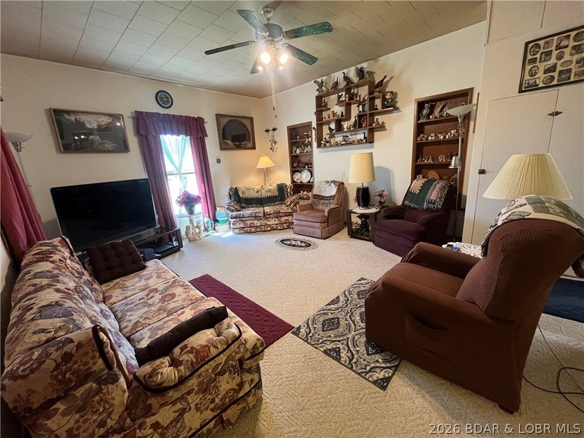 Live the best of both worlds-peaceful country living just - photo 27