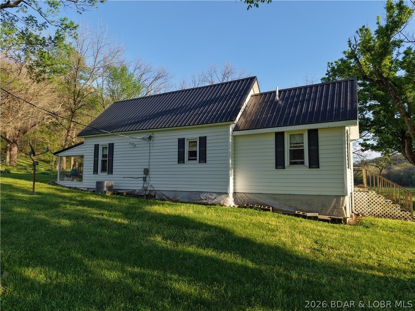 Live the best of both worlds-peaceful country living just - photo 29