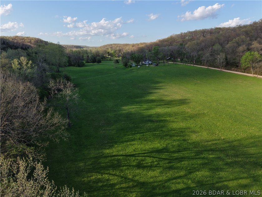 Live the best of both worlds-peaceful country living just - photo 50