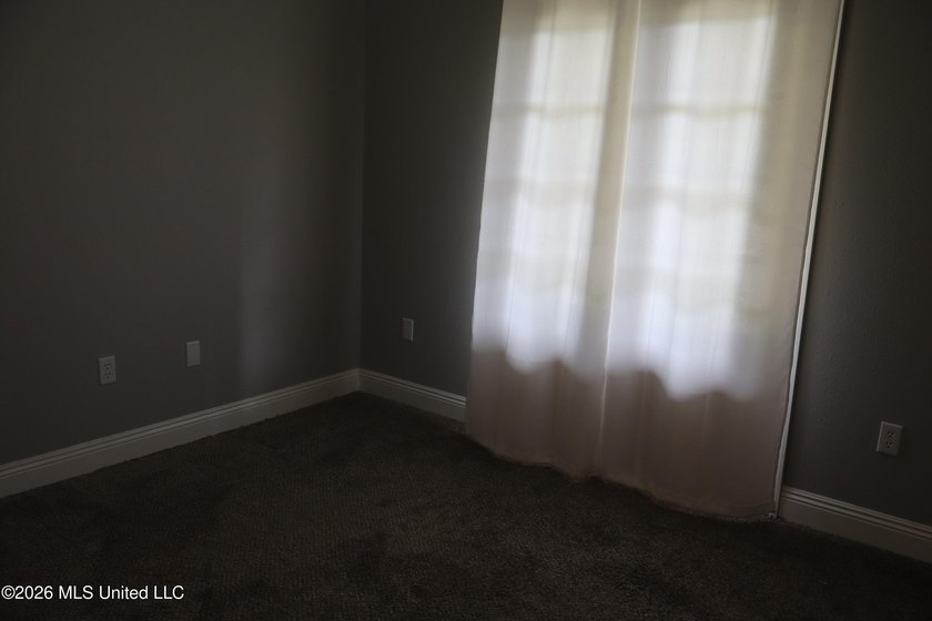 SELLER WILL PAY $5,000.00 TOWARD BUYERS CLOSING COST OR POINT - photo 25