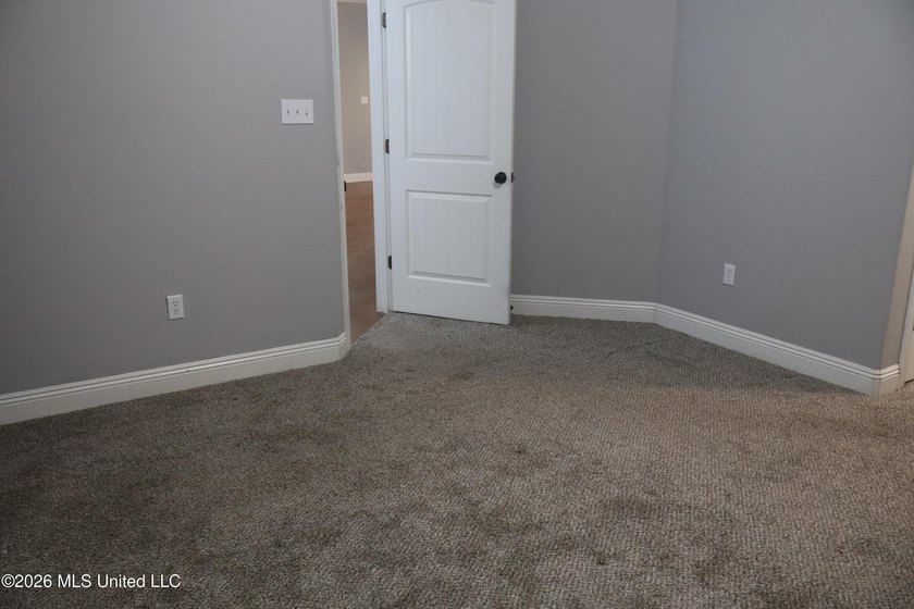 SELLER WILL PAY $5,000.00 TOWARD BUYERS CLOSING COST OR POINT - photo 31