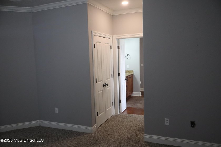 SELLER WILL PAY $5,000.00 TOWARD BUYERS CLOSING COST OR POINT - photo 33
