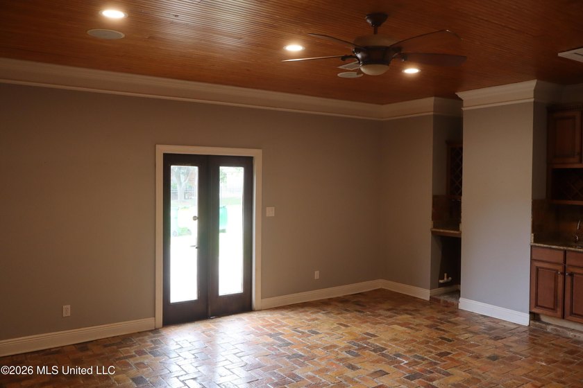 SELLER WILL PAY $5,000.00 TOWARD BUYERS CLOSING COST OR POINT - photo 37