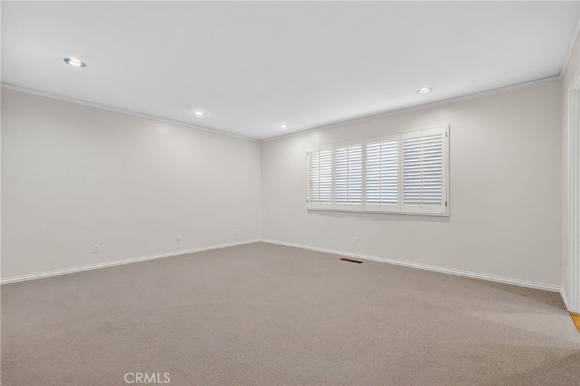 Beautiful waterfront home in the highly sought-after Dover - photo 22