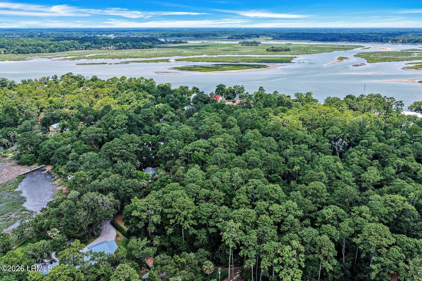Nestled on 1.48 private acres in the exclusive waterfront - photo 42