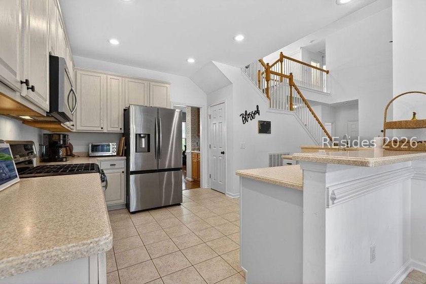 Conveniently located in the heart of Bluffton, just minutes from - photo 15