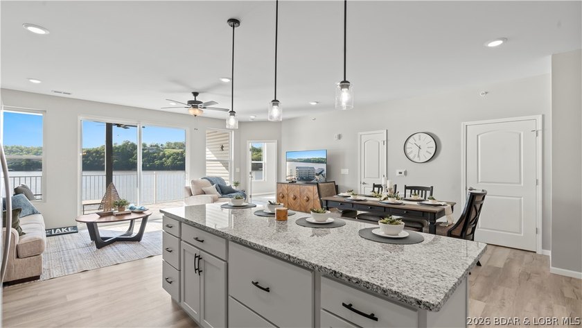 Discover the pinnacle of Lake of the Ozarks living at Niangua - photo 16