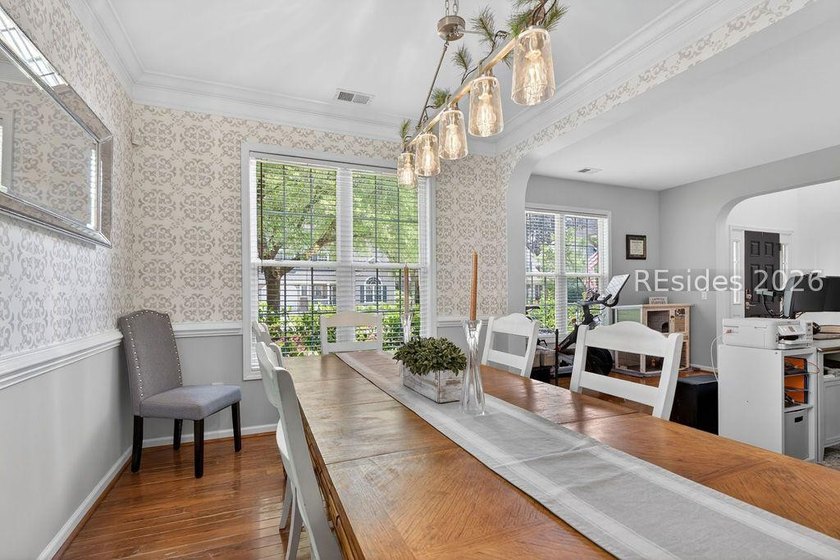 Conveniently located in the heart of Bluffton, just minutes from - photo 23