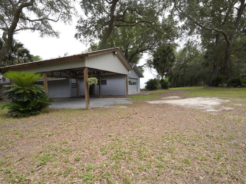 UNMATCHED PRIVACY, SPECTACULAR VIEWS, &amp; ULTIMATE NICEVILLE - photo 31