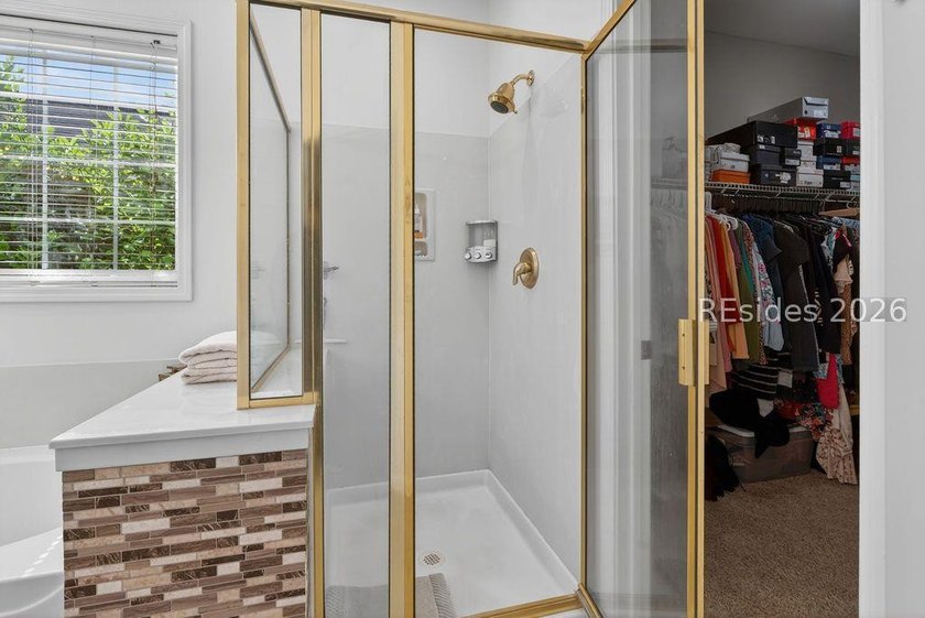 Conveniently located in the heart of Bluffton, just minutes from - photo 31