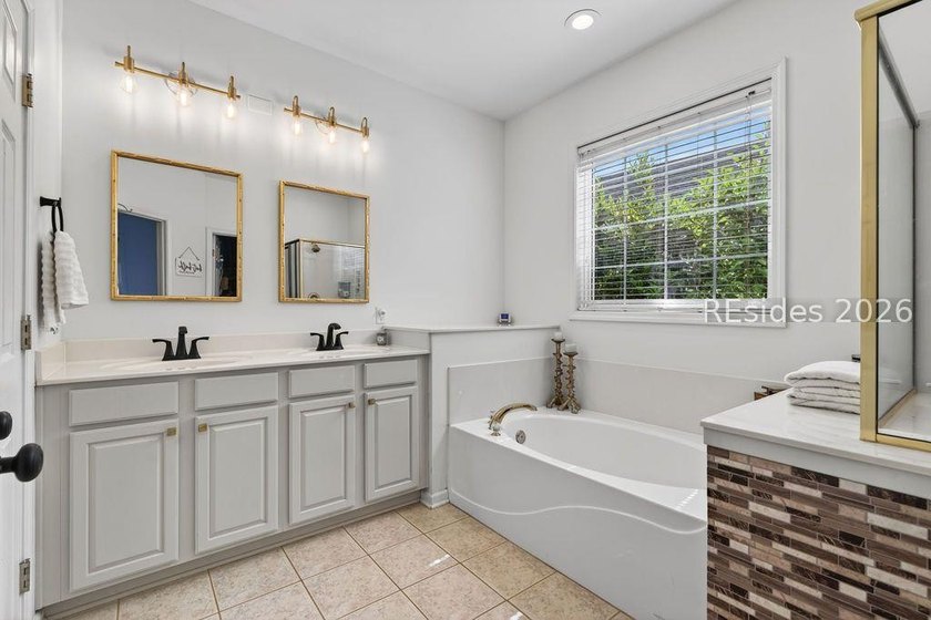 Conveniently located in the heart of Bluffton, just minutes from - photo 33