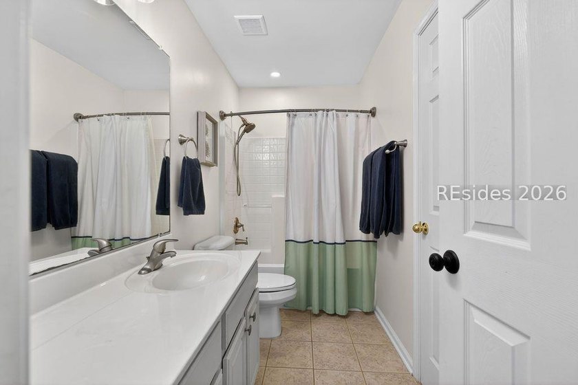 Conveniently located in the heart of Bluffton, just minutes from - photo 45