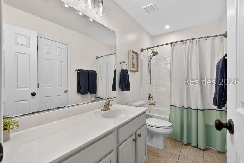 Conveniently located in the heart of Bluffton, just minutes from - photo 46