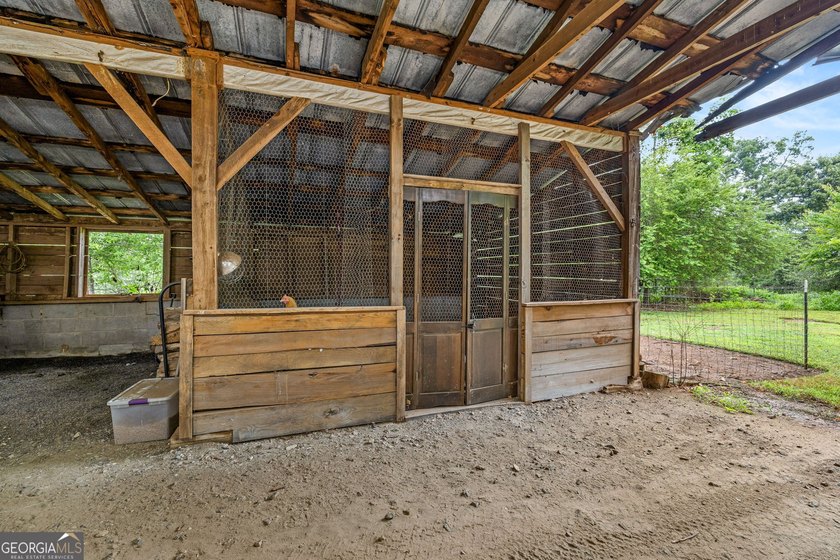 A beautifully remodeled farmhouse situated on 13.39 private - photo 50