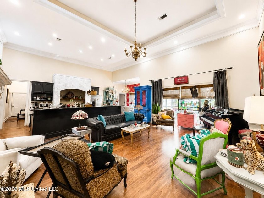 Custom Acadian Masterpiece on Private Corner Lot in Coveted - photo 11