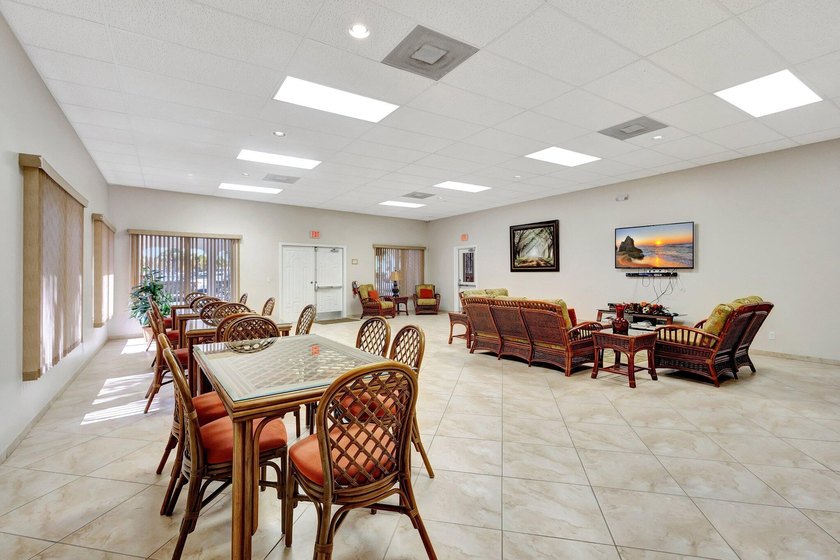 105 Paradise Harbour Blvd 307 - photo 22