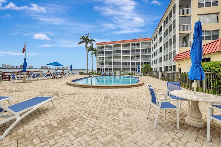 105 Paradise Harbour Blvd 307 - photo 27