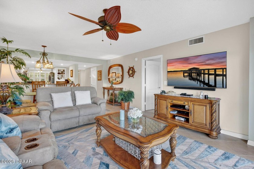 THIS CONDO COMES FULLY FURNISHED. Welcome to luxury coastal - photo 18