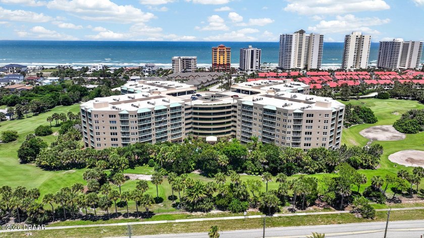 THIS CONDO COMES FULLY FURNISHED. Welcome to luxury coastal - photo 35