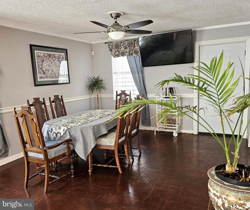 Welcome to 1915 Morse Street, a thoughtfully updated 4-bedroom - photo 5