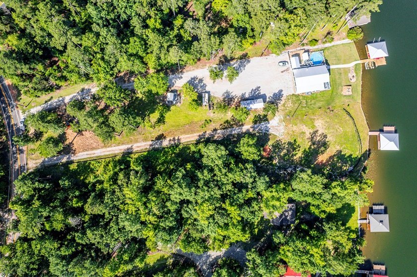 Incredible FEE SIMPLE LOT on Lake Sinclair. Welcome to 274 Cold - photo 17