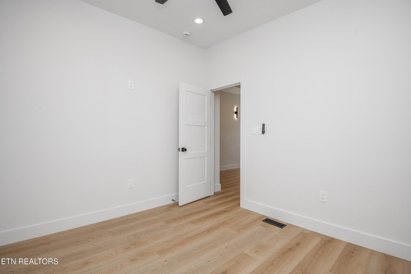 BUILDER OFFERING $10,000 in concessions for buyer expenses or - photo 44