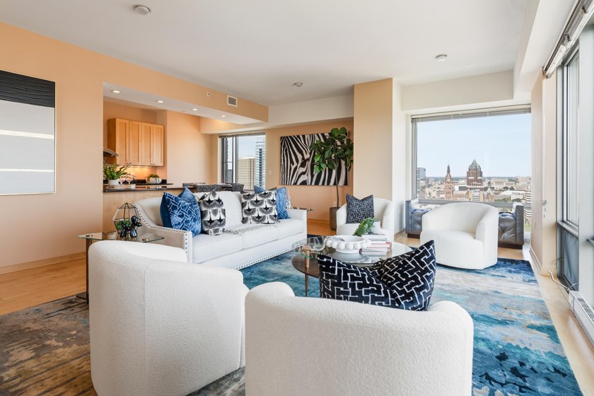 Experience luxury condo living at its finest in Kilbourn Tower - photo 3