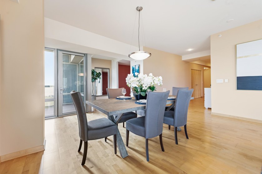 Experience luxury condo living at its finest in Kilbourn Tower - photo 7
