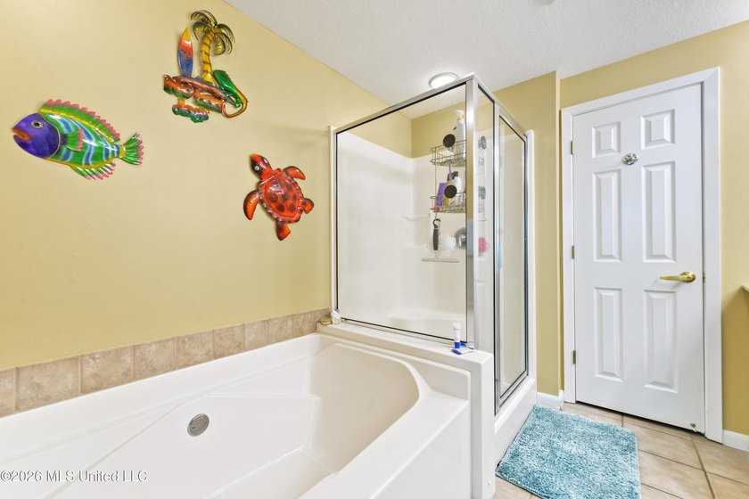 WOW ! CHECK OUT THE PRICE ON THIS BEAUTIFUL BEACHFRONT CONDO ! - photo 12