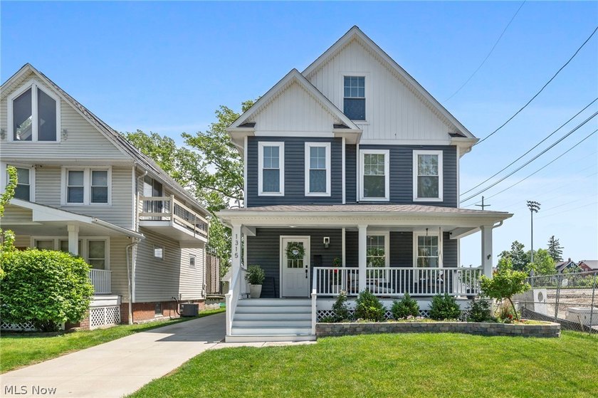 RARE NEWLY BUILT (2020) CUSTOM COLONIAL IN THE HEART OF - photo 38