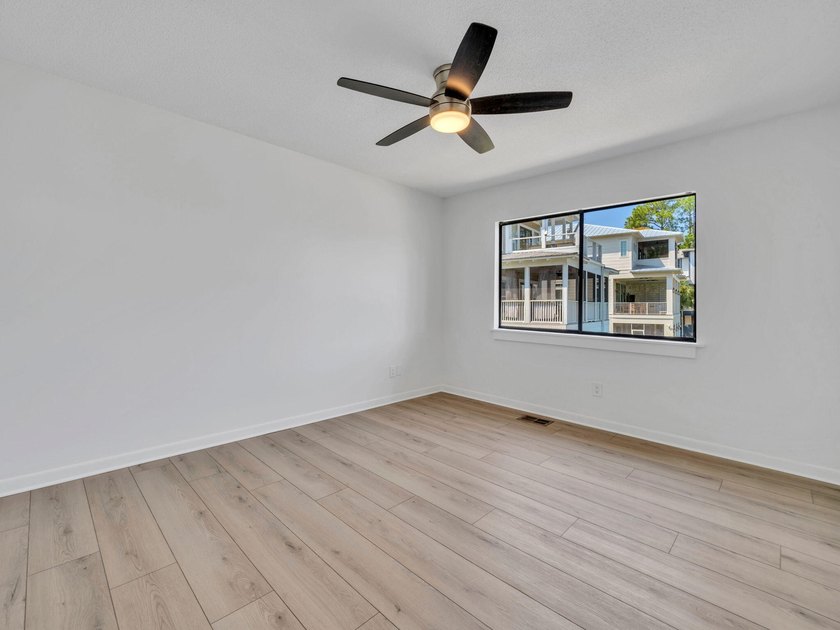 Renovated Buck Bayou water front unit with boat dock that hasn't - photo 43