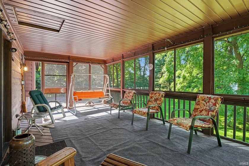 **Lakefront on 3.67 Acres - Hunter Lake!** One-owner home in - photo 13