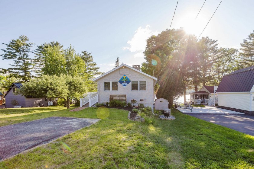 Charming Year-Round Waterfront Retreat on Brettuns Pond! - photo 6