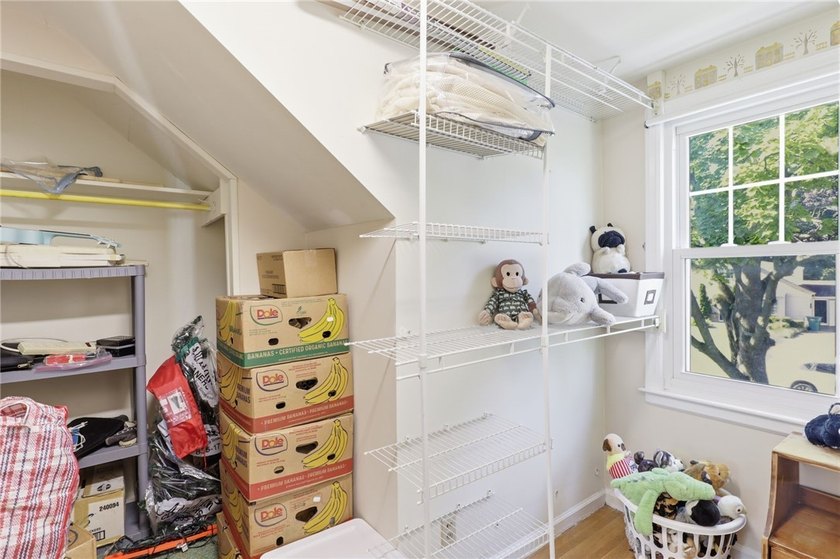 Welcome to this charming 4-bedroom 1.5 bath just yards away from - photo 14
